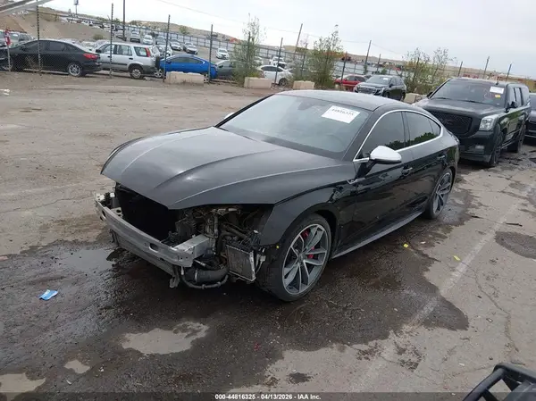 WAUB4CF56JA049133 2018 AUDI S5 - Image 2