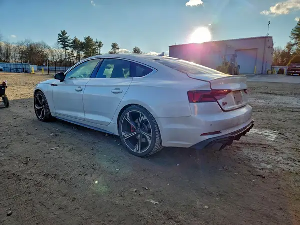 WAUB4CF56JA053991 2018 AUDI S5 - Image 2