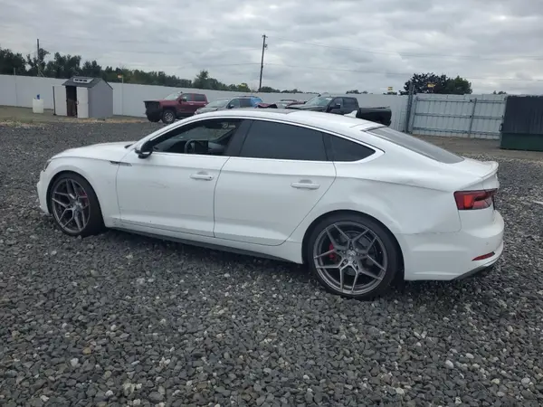 WAUB4CF56JA060715 2018 AUDI S5 - Image 2