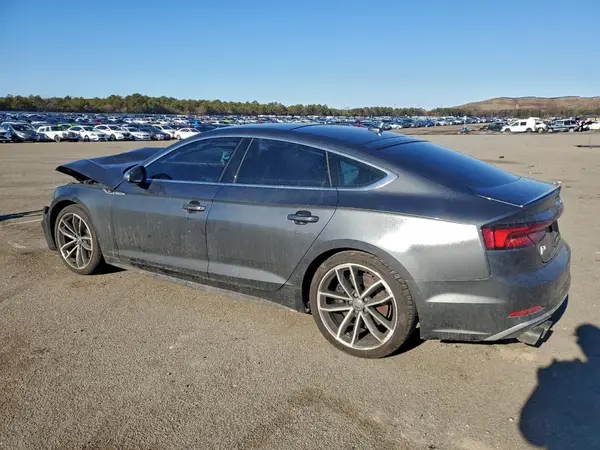 WAUB4CF56JA096713 2018 AUDI S5 - Image 2