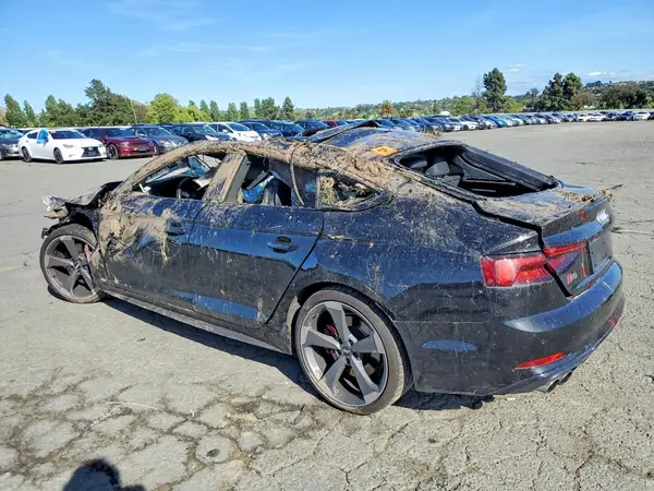 WAUB4CF56KA005084 2019 AUDI RS5 - Image 2