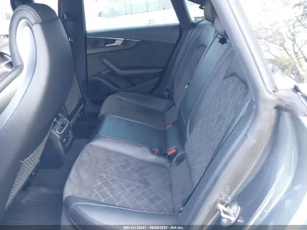 WAUB4CF56KA080500 2019 AUDI S5 - Image 8