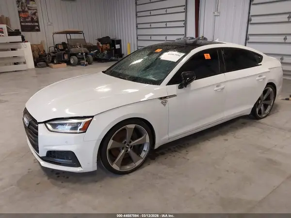WAUB4CF56KA099838 2019 AUDI S5 - Image 2
