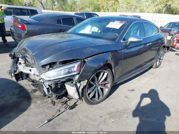 WAUB4CF57JA004508 2018 AUDI S5 - Image 2