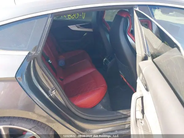 WAUB4CF57JA068712 2018 AUDI S5 - Image 8