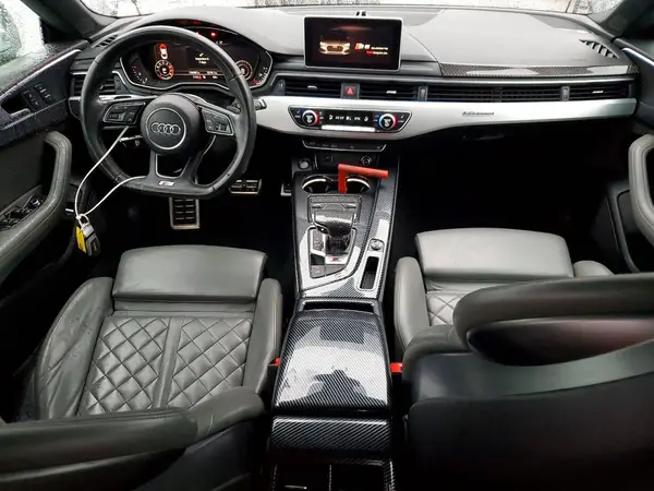 WAUB4CF57KA000718 2019 AUDI RS5 - Image 8