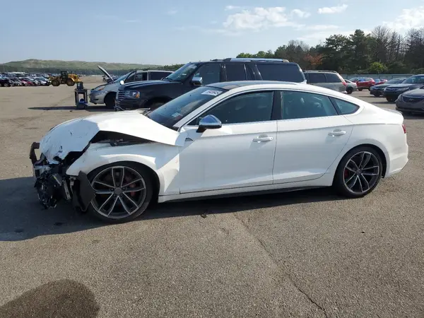 WAUB4CF57KA003084 2019 AUDI RS5 - Image 1
