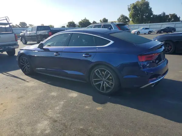 WAUB4CF57KA069781 2019 AUDI RS5 - Image 2