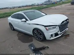 WAUB4CF58JA010446 2018 AUDI S5