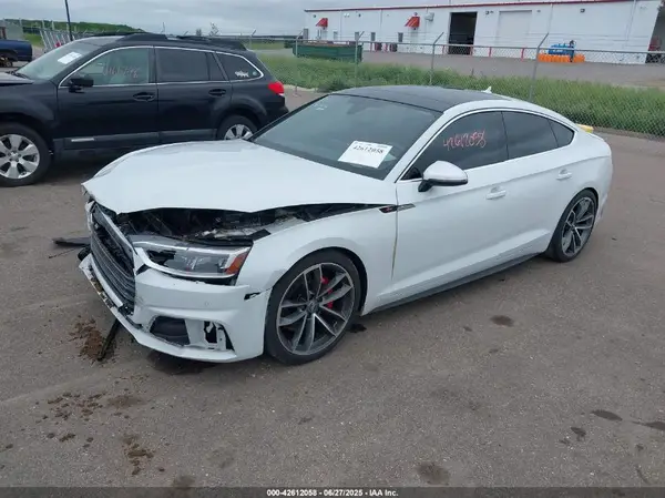 WAUB4CF58JA010446 2018 AUDI S5 - Image 2