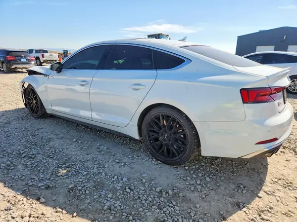 WAUB4CF58JA086247 2018 AUDI RS5 - Image 2