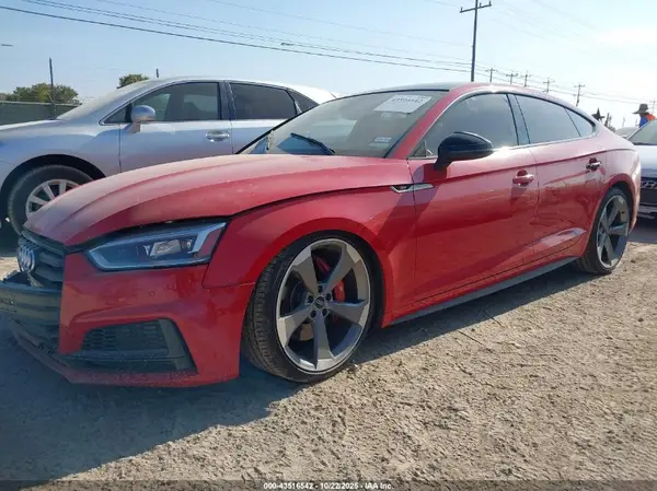 WAUB4CF58KA050172 2019 AUDI S5 - Image 2