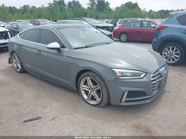 WAUB4CF58KA069112 2019 AUDI S5 - Image 1