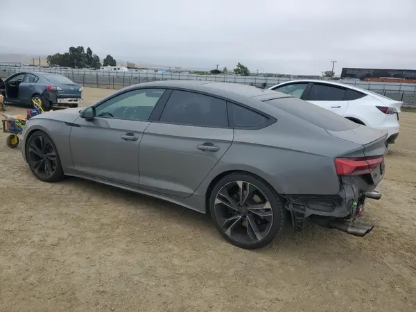 WAUB4CF58MA062910 2021 AUDI RS5 - Image 2