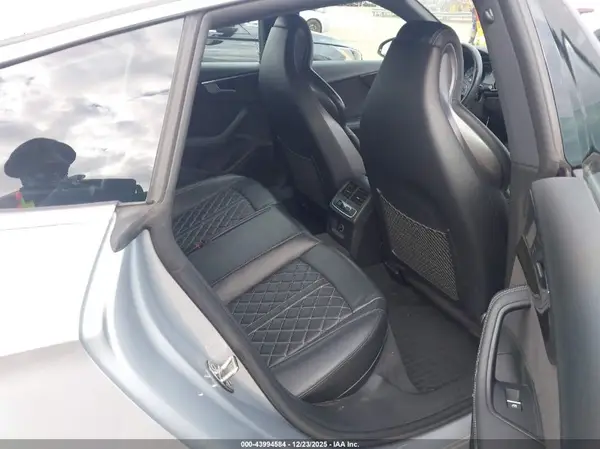 WAUB4CF59JA005630 2018 AUDI S5 - Image 8