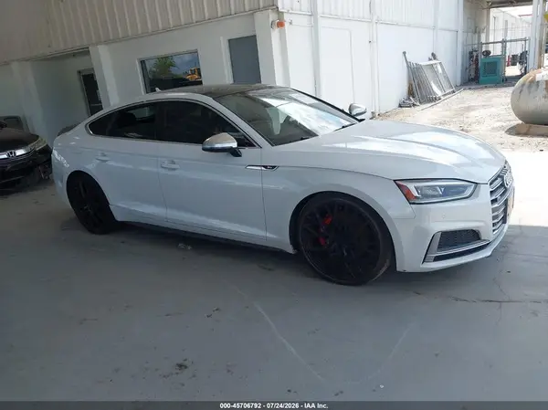 WAUB4CF59JA030219 2018 AUDI S5 - Image 1