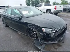 WAUB4CF59JA038921 2018 AUDI S5
