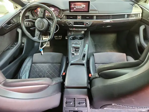 WAUB4CF59KA005547 2019 AUDI RS5 - Image 8