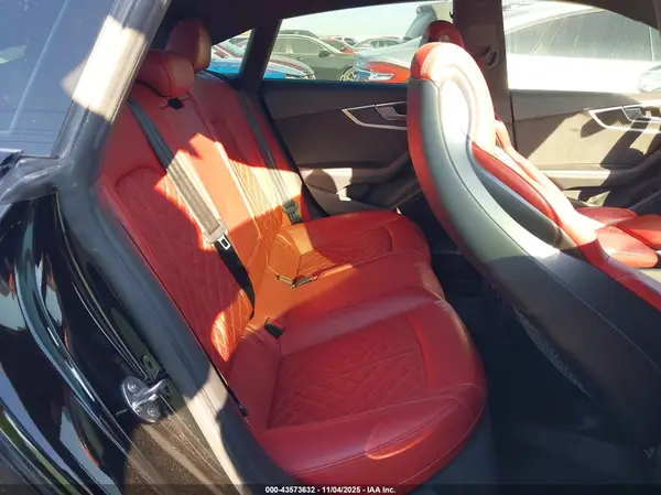 WAUB4CF59KA018332 2019 AUDI S5 - Image 8