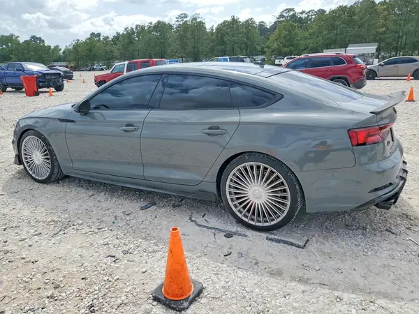 WAUB4CF59KA081155 2019 AUDI RS5 - Image 2