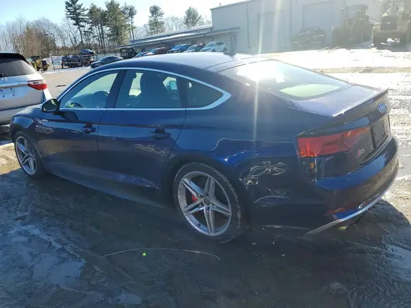 WAUB4CF5XJA007502 2018 AUDI RS5 - Image 2