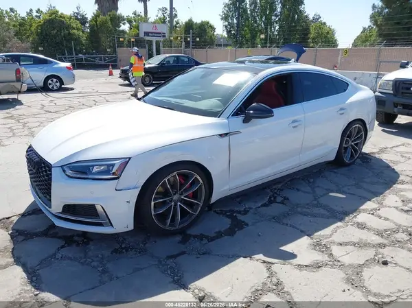 WAUB4CF5XJA101251 2018 AUDI S5 - Image 2