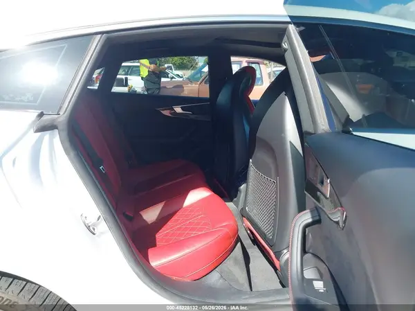 WAUB4CF5XJA101251 2018 AUDI S5 - Image 8