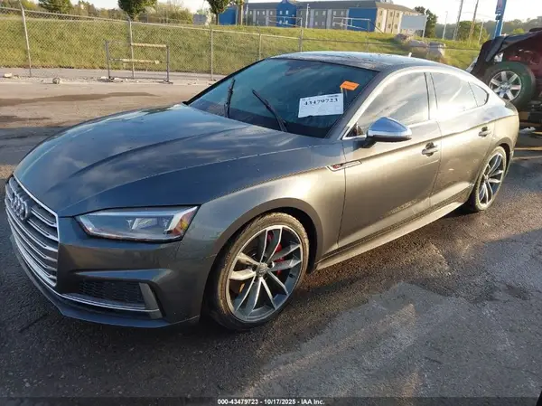 WAUB4CF5XJA116851 2018 AUDI S5 - Image 2