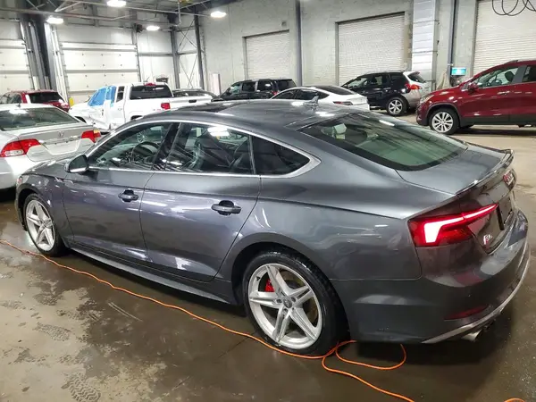 WAUB4CF5XKA075719 2019 AUDI RS5 - Image 2