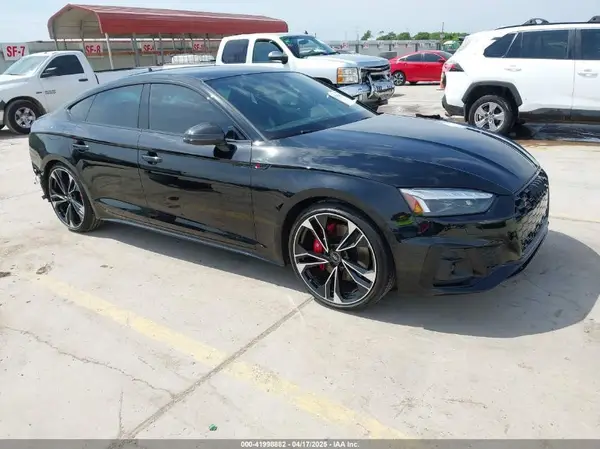 WAUB4DF52PA011381 2023 AUDI S5