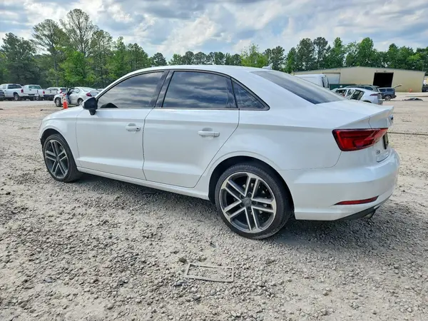 WAUB8GFF0J1041100 2018 AUDI A3 - Image 2