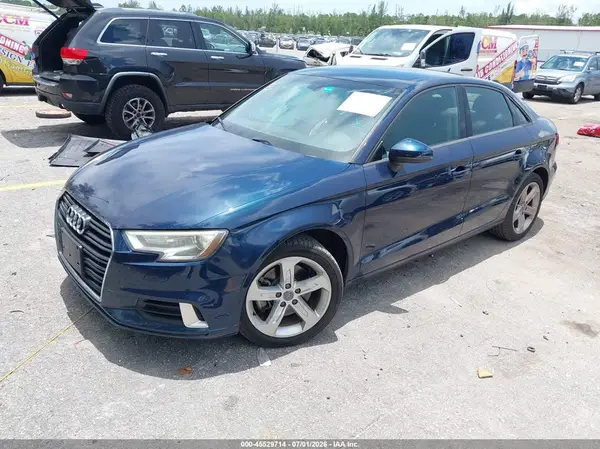WAUB8GFF1J1039422 2018 AUDI A3 - Image 2