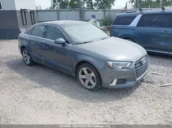 WAUB8GFF1J1049139 2018 AUDI A3