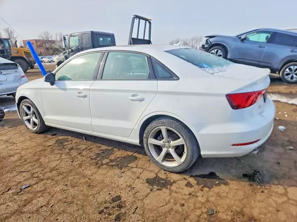 WAUB8GFF2G1078013 2016 AUDI A3 - Image 2