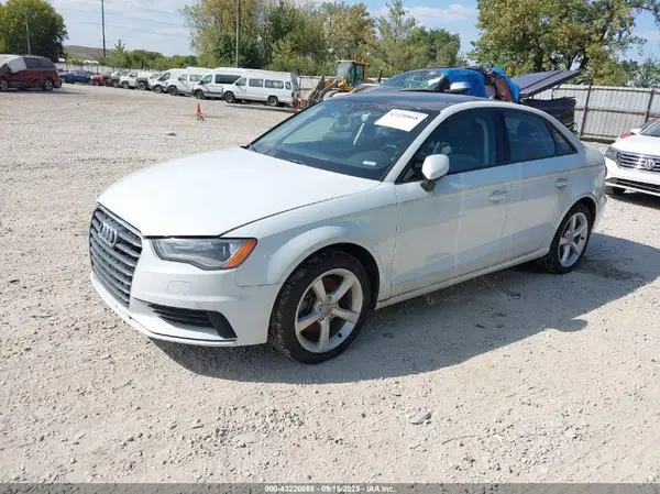 WAUB8GFF3G1005460 2016 AUDI A3 - Image 2
