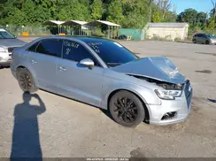 WAUB8GFF3H1033941 2017 AUDI A3
