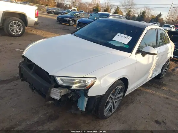WAUB8GFF4J1021318 2018 AUDI A3 - Image 2
