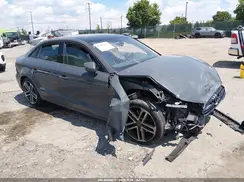 WAUB8GFF4J1041617 2018 AUDI A3