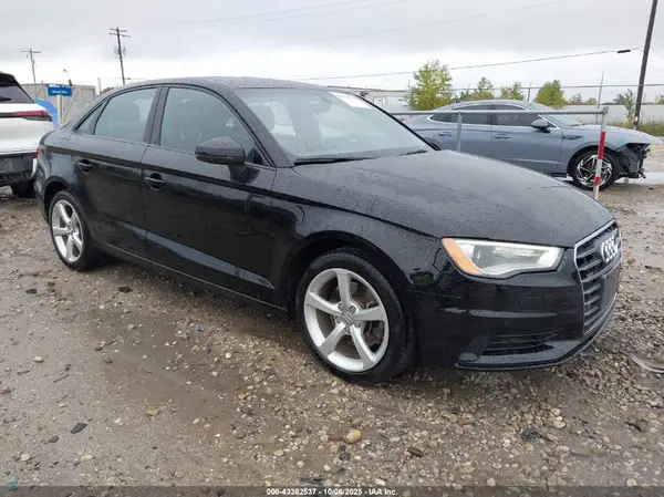 WAUB8GFF5G1067118 2016 AUDI A3 - Image 1