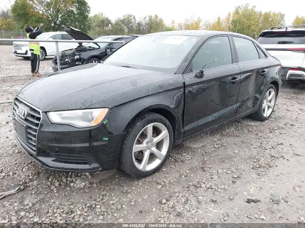 WAUB8GFF5G1067118 2016 AUDI A3 - Image 2