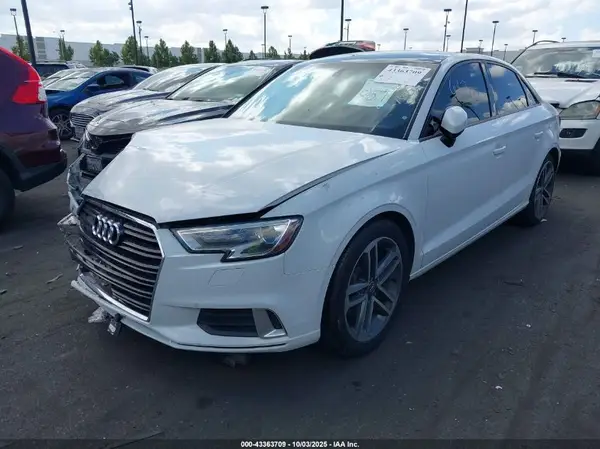 WAUB8GFF6J1000941 2018 AUDI A3 - Image 2