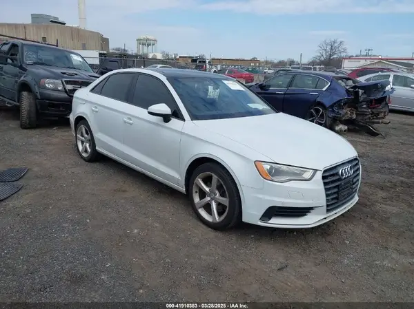 WAUB8GFF7G1074443 2016 AUDI A3 - Image 1