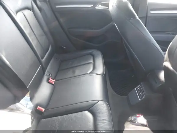 WAUB8GFF7H1046952 2017 AUDI A3 - Image 8