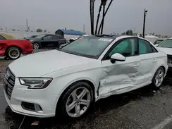 WAUB8GFF7J1044947 2018 AUDI A3