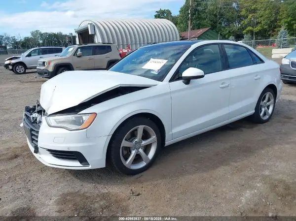 WAUB8GFF8G1039054 2016 AUDI A3 - Image 2