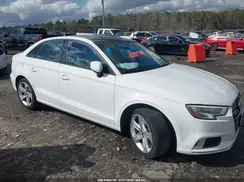 WAUB8GFF8J1021211 2018 AUDI A3