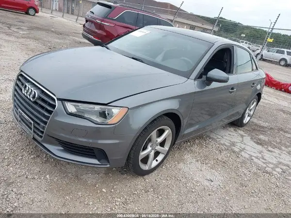 WAUB8GFF9G1045817 2016 AUDI A3 - Image 2