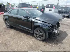 WAUB8GFFXG1107516 2016 AUDI A3