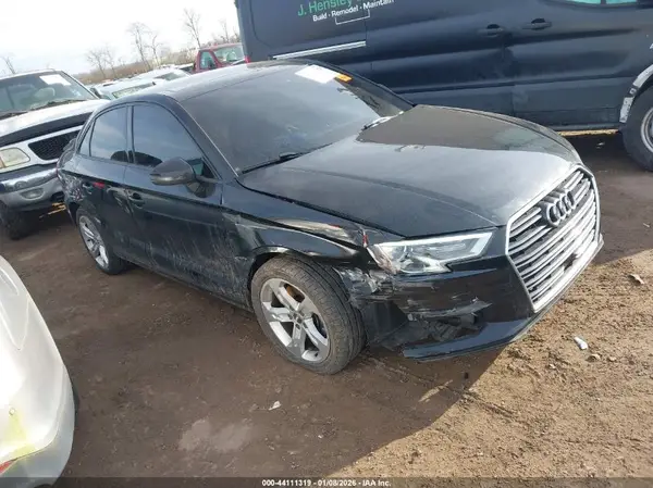 WAUB8GFFXJ1061550 2018 AUDI A3 - Image 1