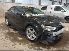WAUB8GFFXJ1069180 2018 AUDI A3